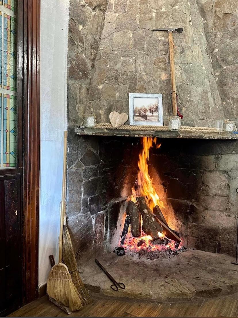 Hostal Cielo De Gredos Guisando Exteriör bild